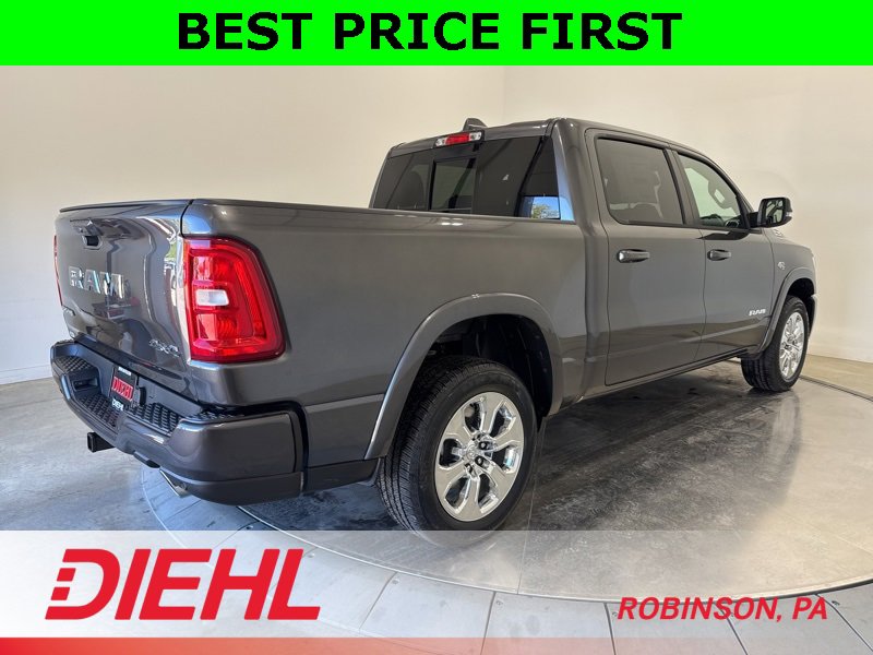 New 2026 RAM 1500 4x4 Crew Cab image 7