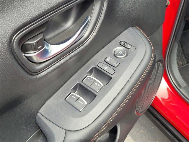 Used 2025 Honda HR-V Sport image 15