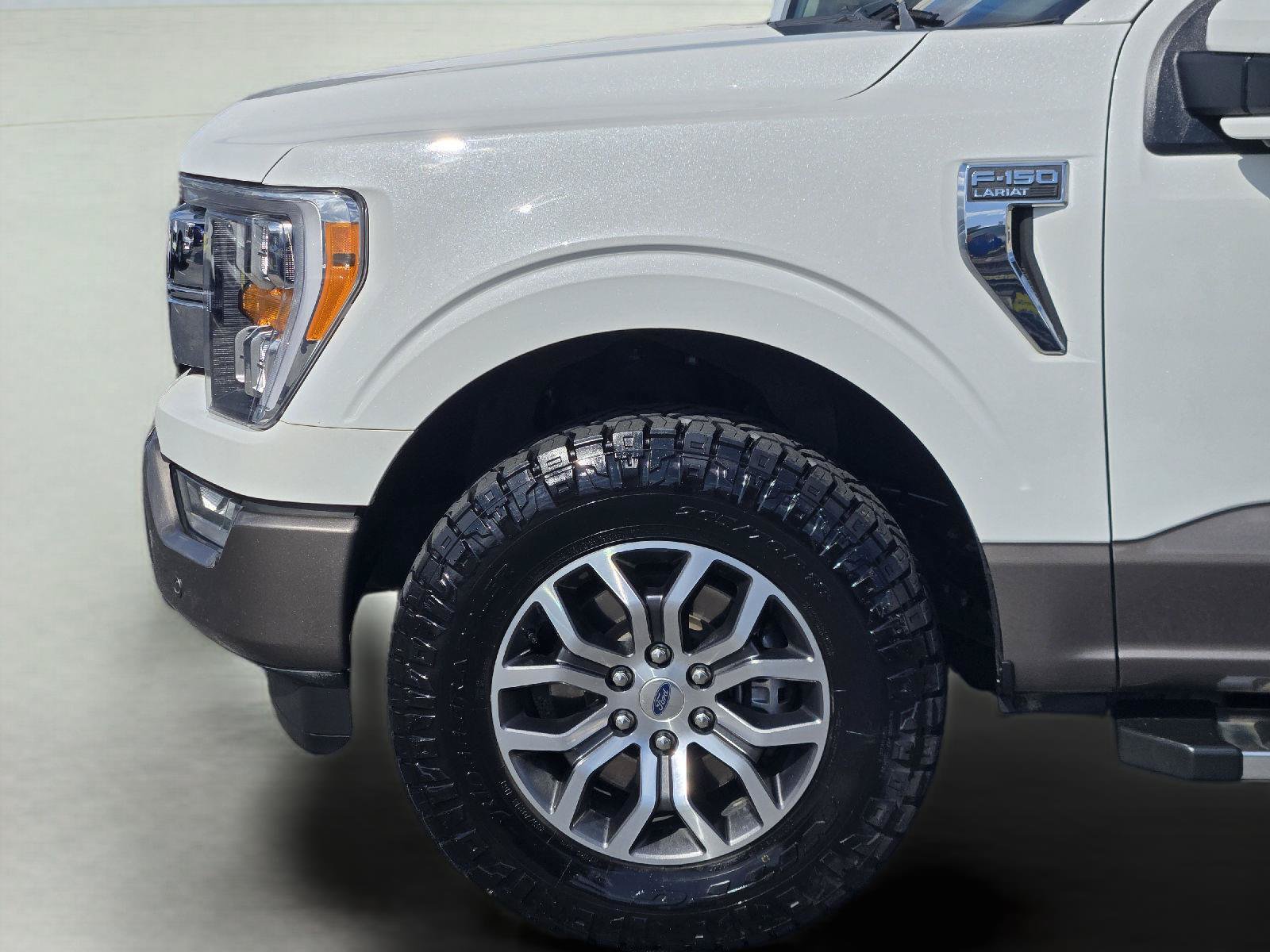 Used 2022 Ford F150 Lariat w/ Equipment Group 501A Mid AWD/4WD image 8