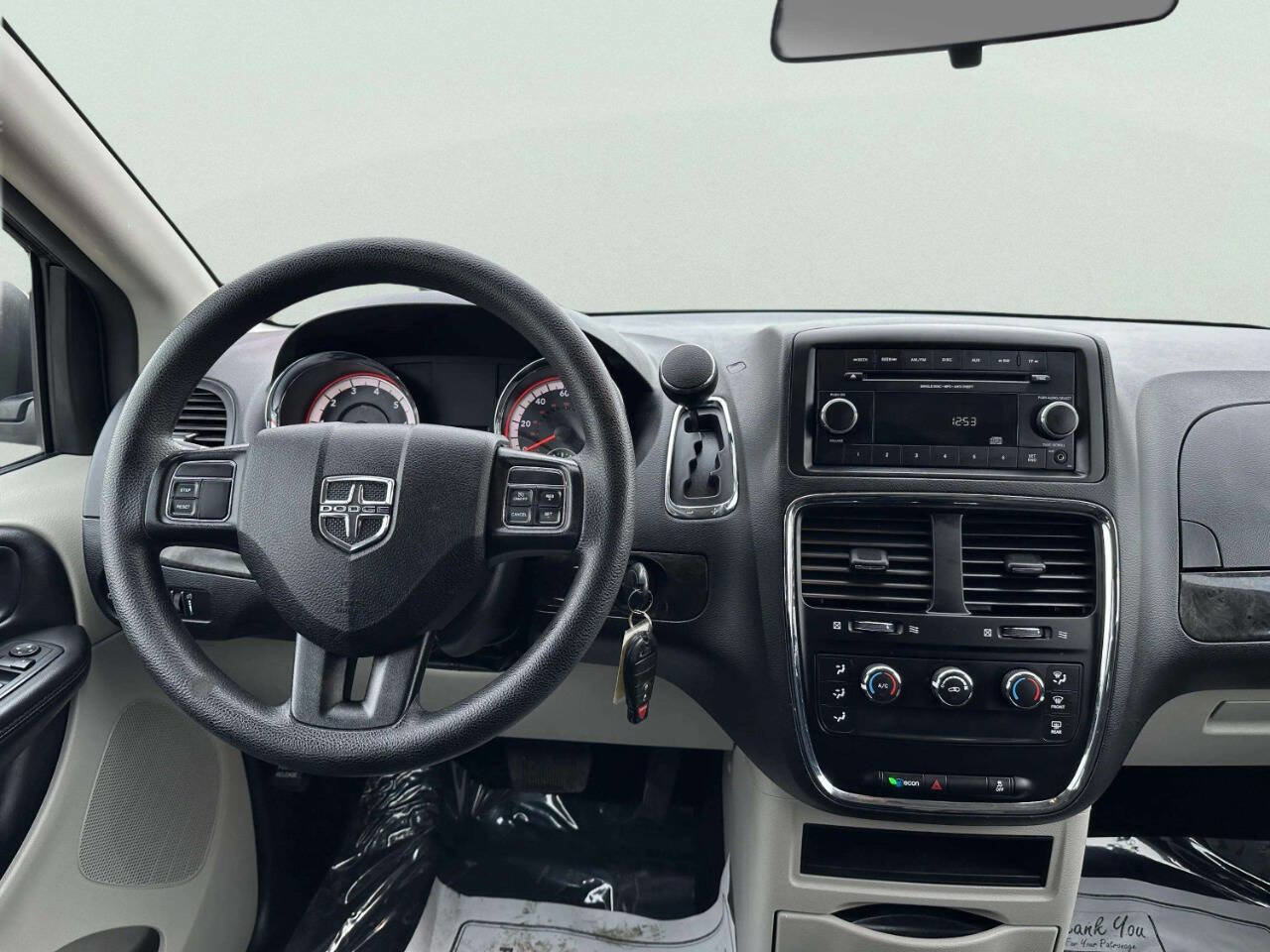 Used 2016 Dodge Grand Caravan American Value Package FWD image 15