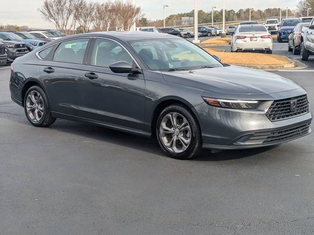 Used 2024 Honda Accord EX image 2