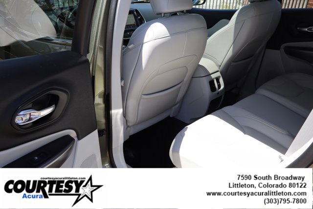 Used 2019 Jeep Cherokee Limited w/ Luxury Group AWD/4WD image 27