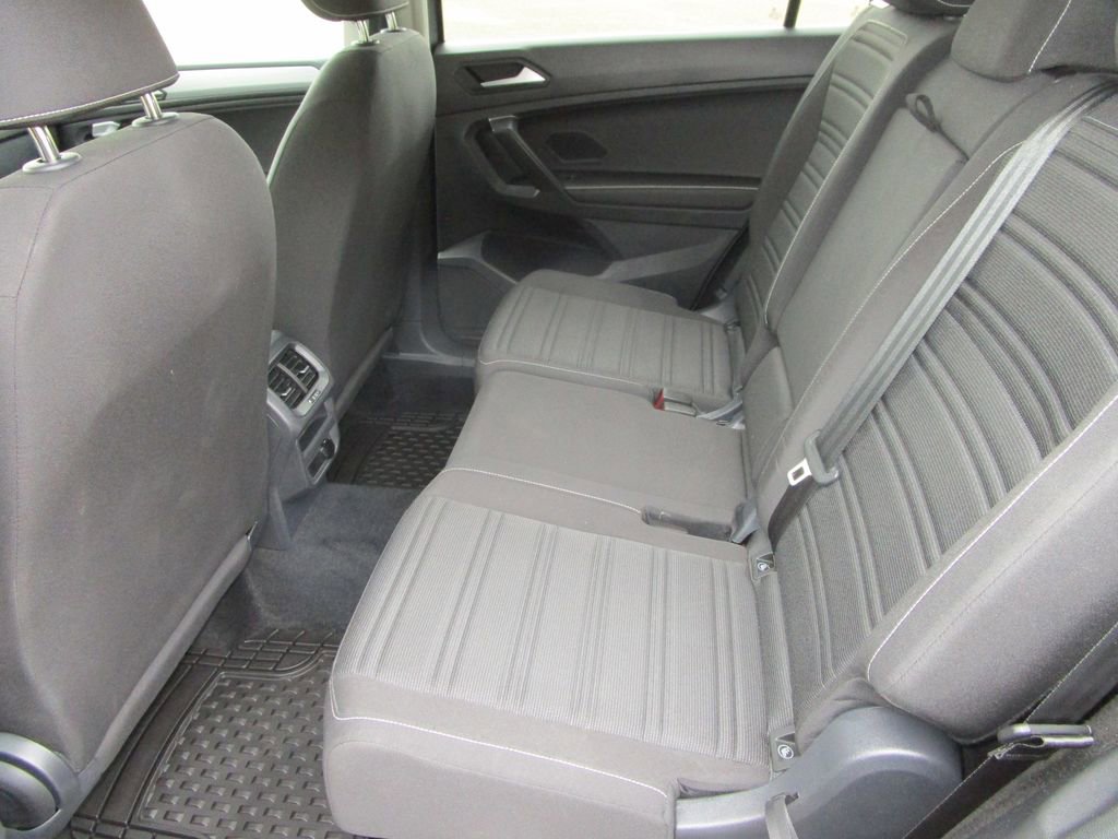 Used 2024 Volkswagen Tiguan S image 15