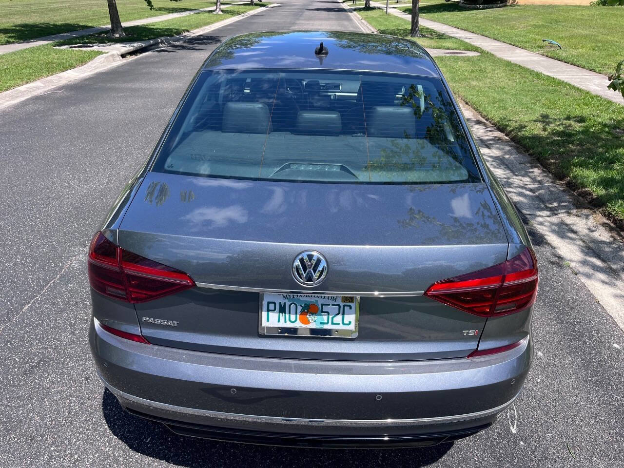 Used 2019 Volkswagen Passat 2.0T SE R-Line FWD image 8