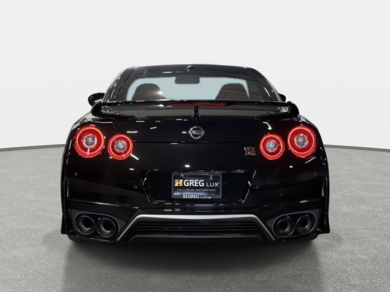 Used 2021 Nissan GT-R Premium image 4