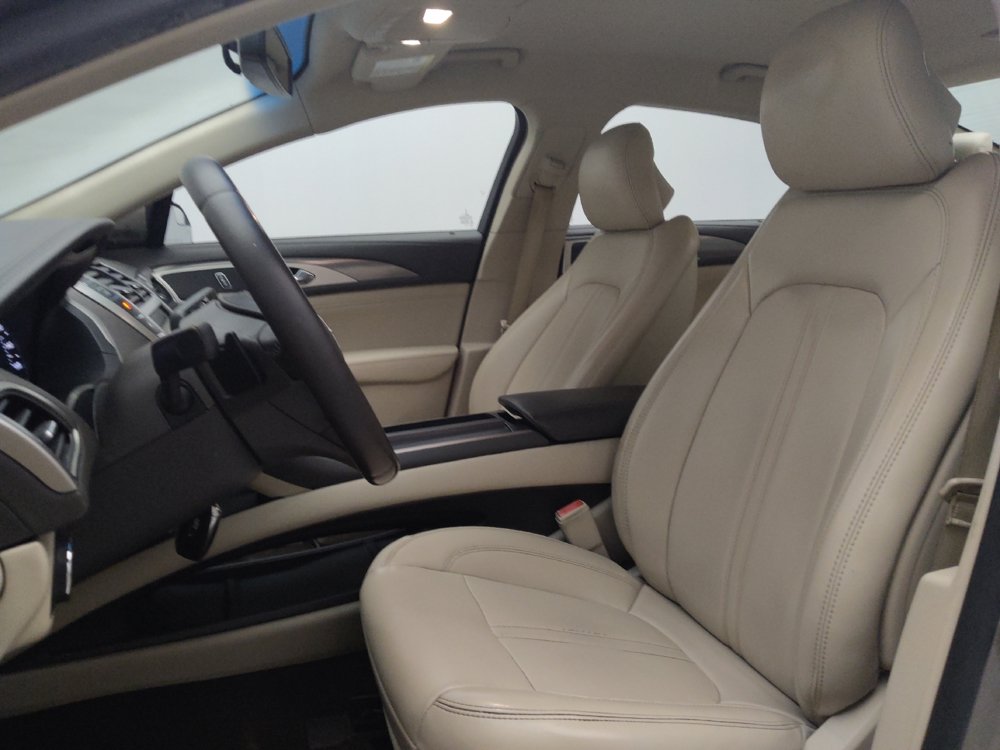 Used 2018 Lincoln MKZ Premiere FWD image 17