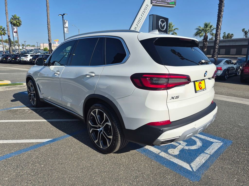 Used 2022 BMW X5 sDrive40i w/ Premium Package image 5