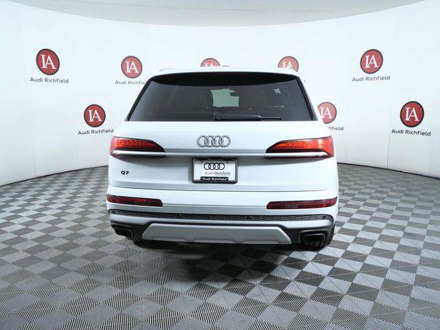 Used 2025 Audi Q7 3.0T Premium Plus AWD/4WD image 7
