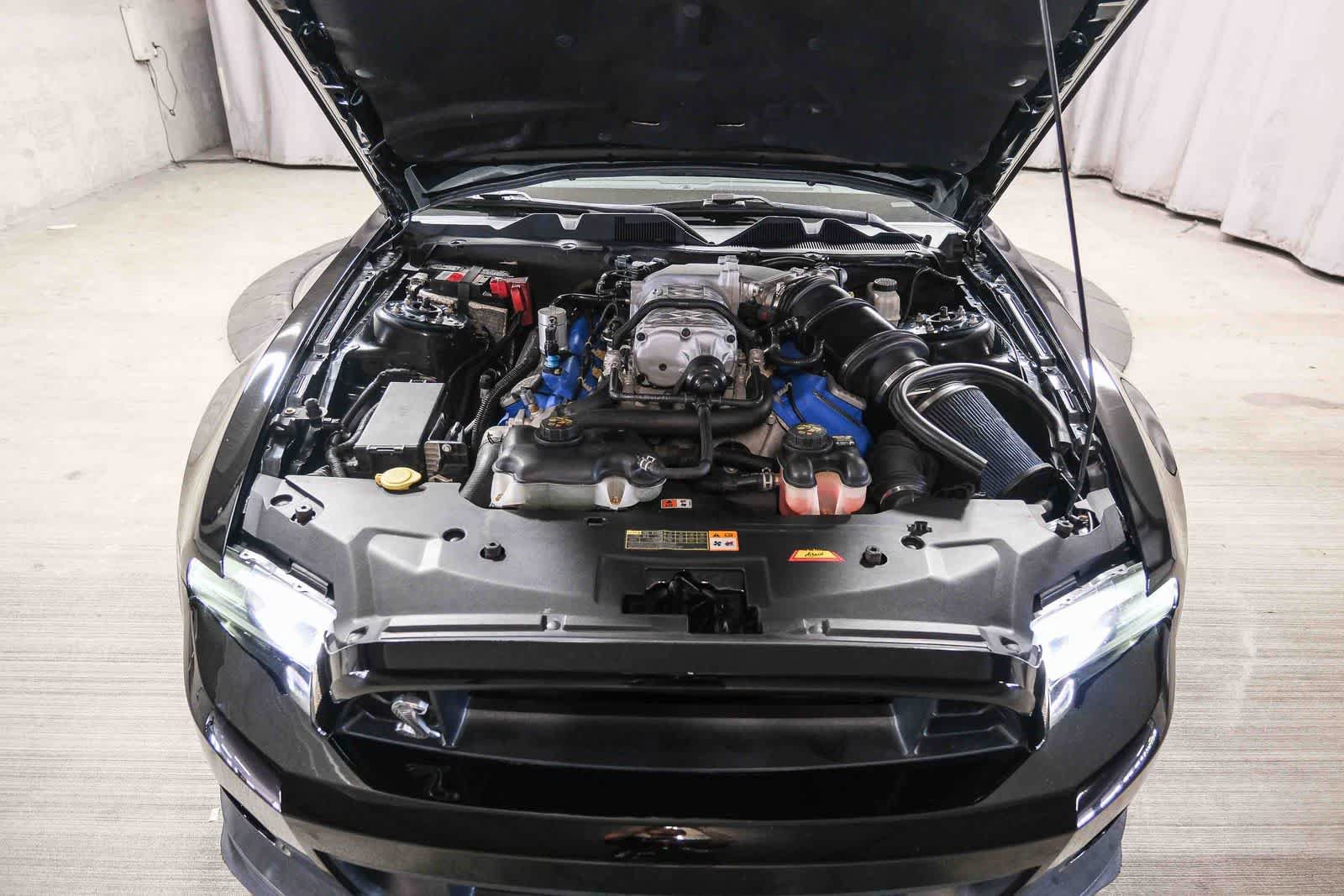 Used 2014 Ford Mustang Shelby GT500 w/ Equipment Group 821A RWD image 27