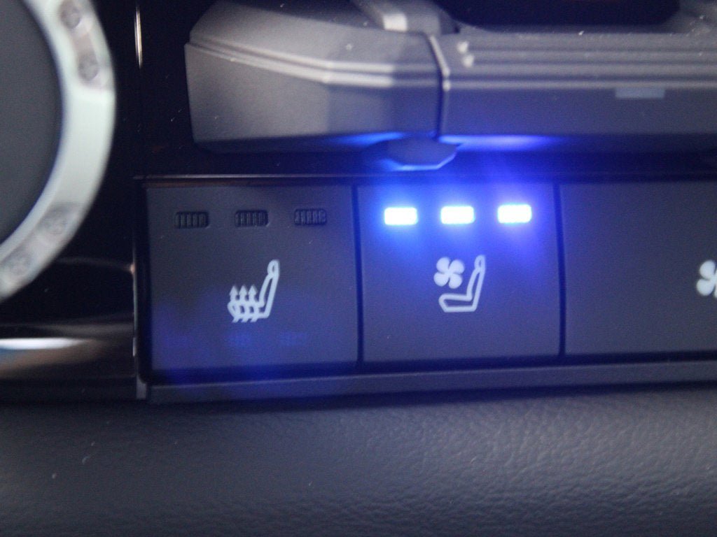 New 2026 Toyota Tundra Platinum AWD/4WD image 25