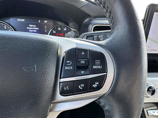 Used 2023 Ford Explorer XLT w/ Equipment Group 202A AWD/4WD image 17