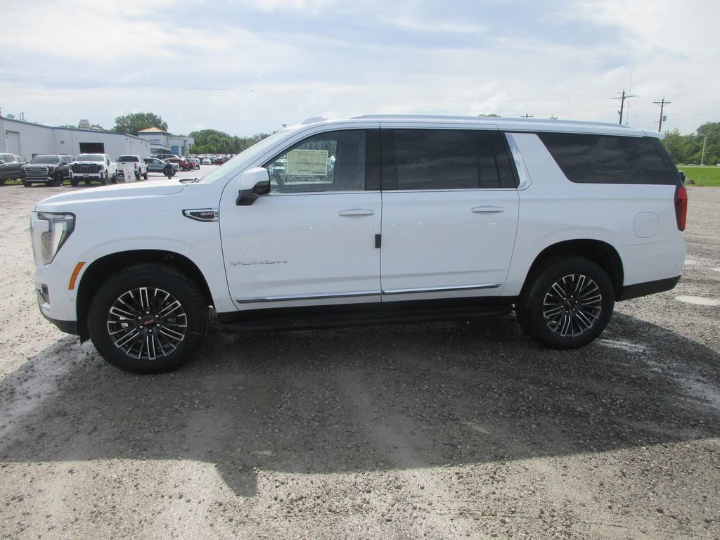 New 2026 GMC Yukon XL Elevation w/ Elevation Premium Package AWD/4WD image 7