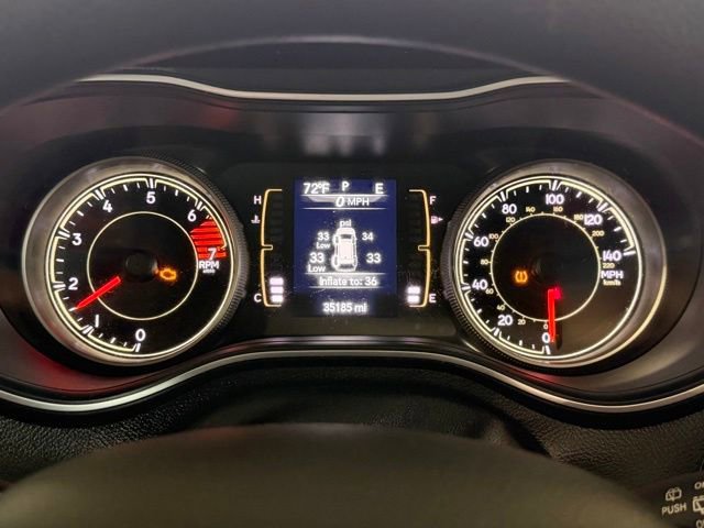 Used 2021 Jeep Cherokee Latitude FWD image 33