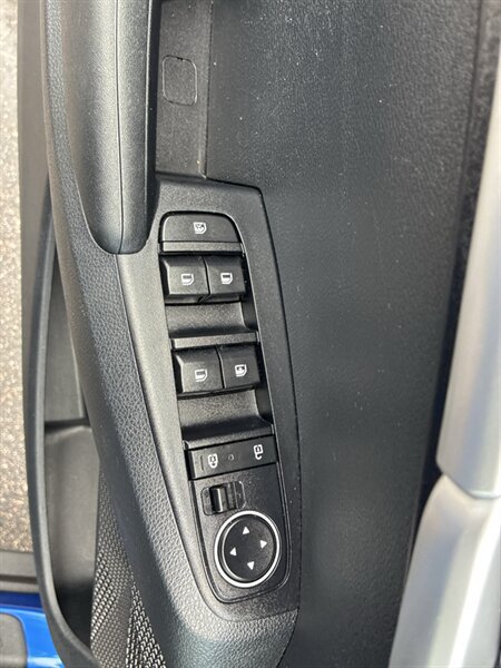 Used 2022 Kia Seltos LX AWD/4WD image 16