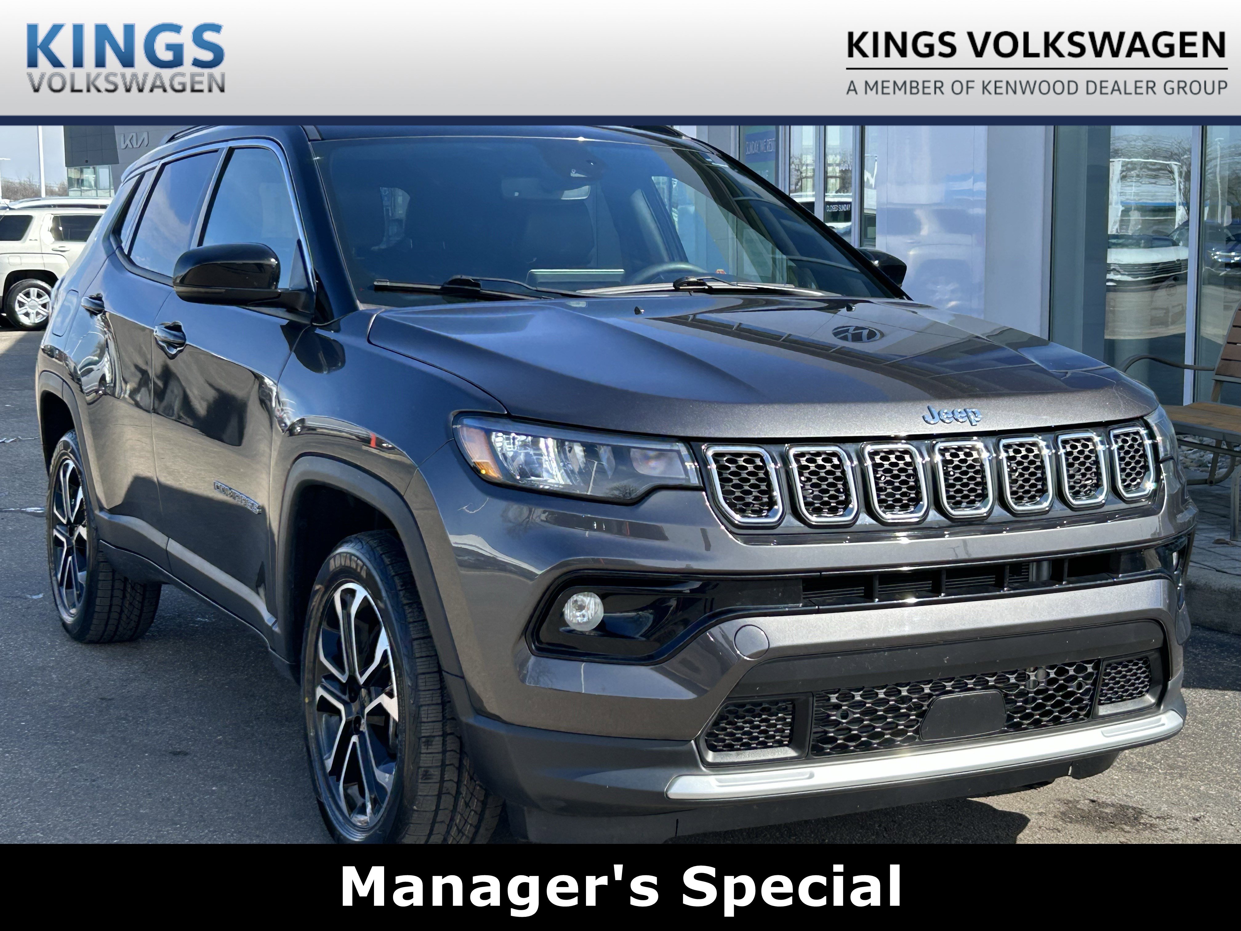 Used 2023 Jeep Compass Limited image 1