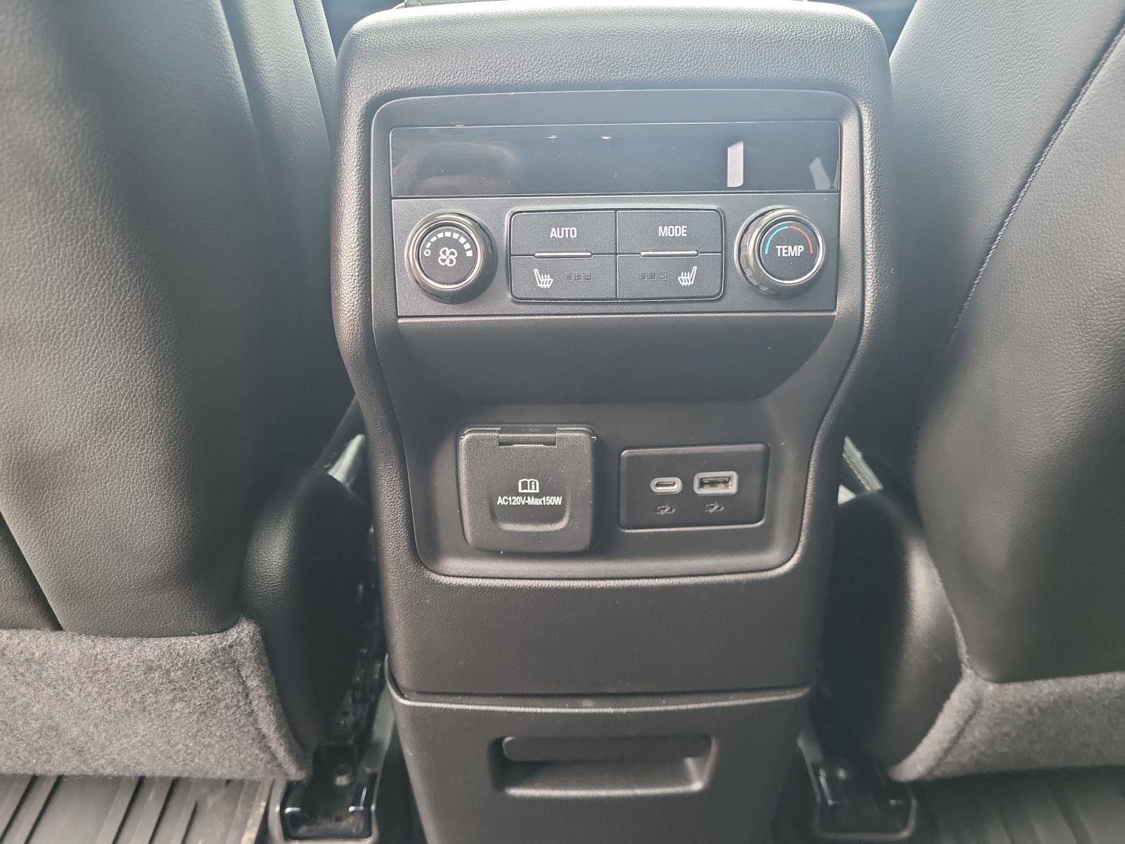 Used 2021 GMC Acadia SLT w/ Elevation Edition image 23