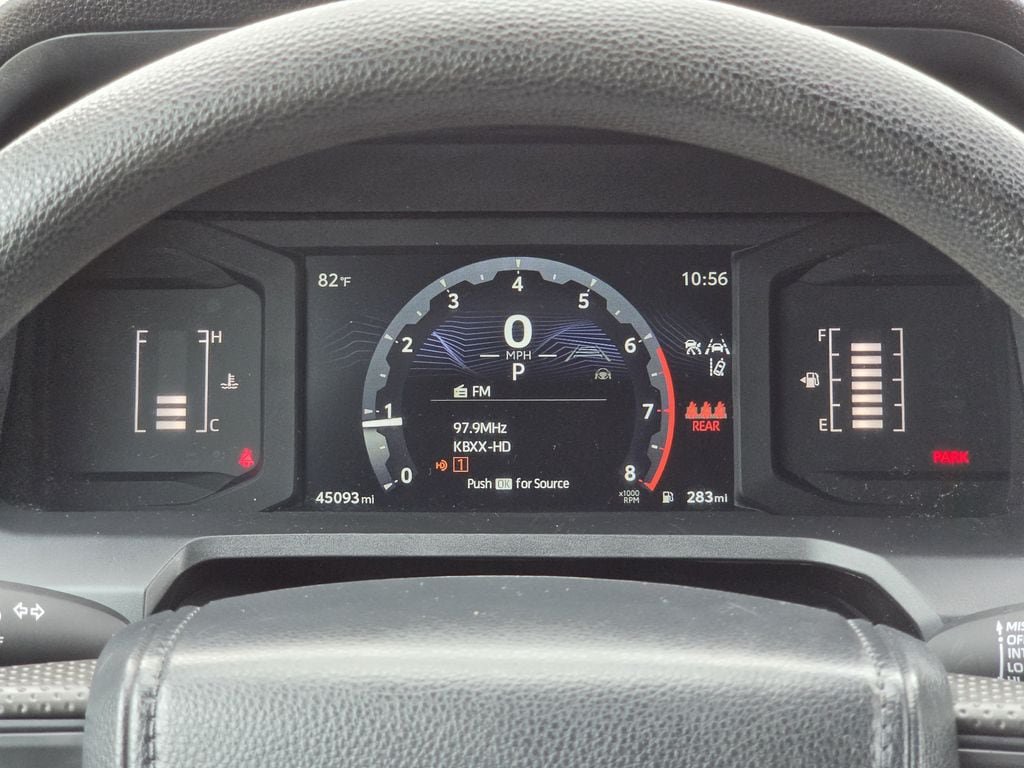 Used 2024 Toyota Tacoma SR5 AWD/4WD image 15