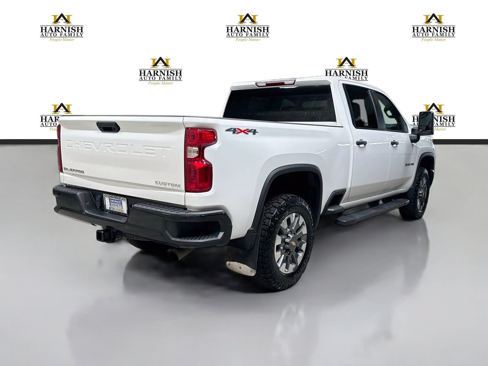 Used 2024 Chevrolet Silverado 2500 Custom AWD/4WD image 5