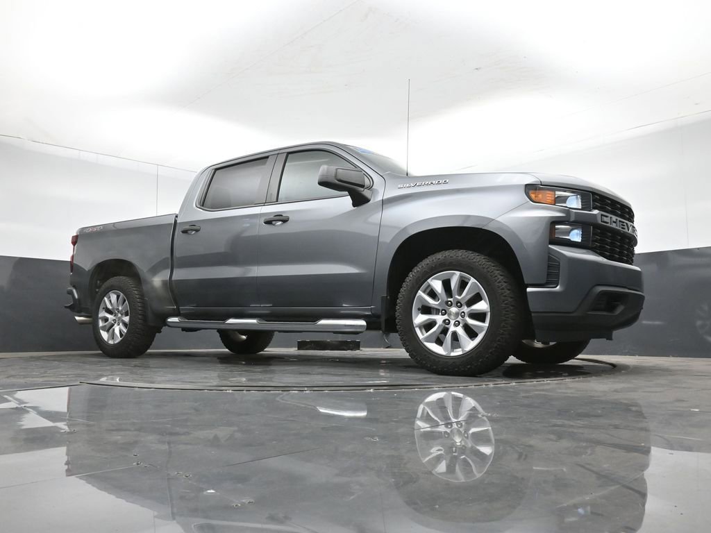 Used 2020 Chevrolet Silverado 1500 Custom w/ Custom Value Package image 39