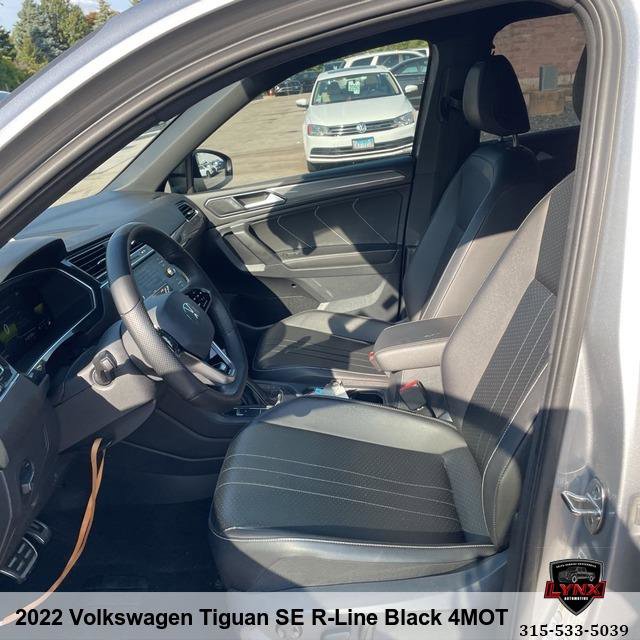 Used 2022 Volkswagen Tiguan SE R-Line image 11