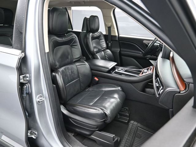 Used 2022 Lincoln Aviator Reserve w/ Equipment Group 201A image 28
