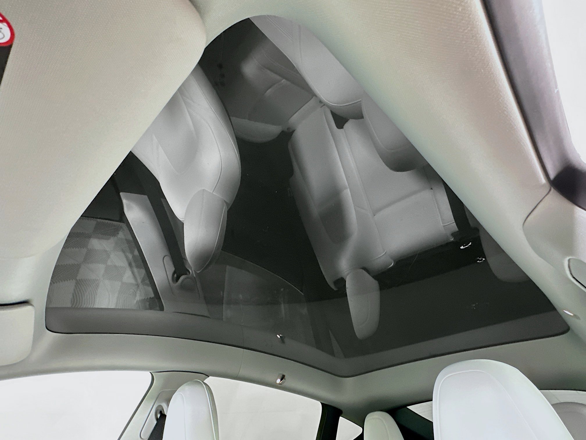 Used 2022 Tesla Model Y Long Range image 26