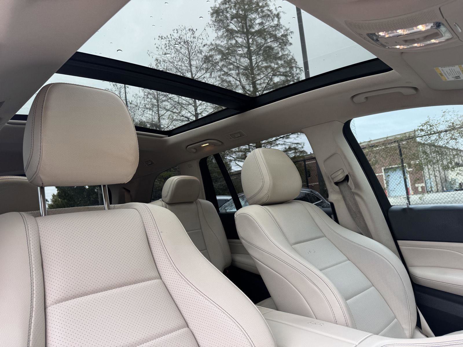 Used 2021 Mercedes-Benz GLS 450 4MATIC image 33