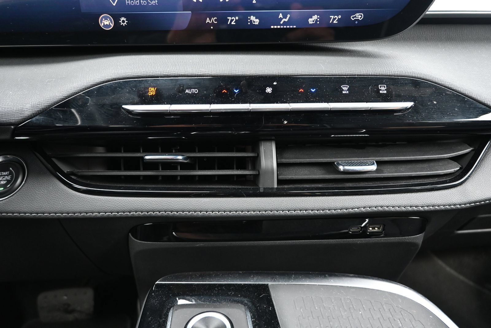 Used 2026 Buick Enclave Preferred FWD image 23