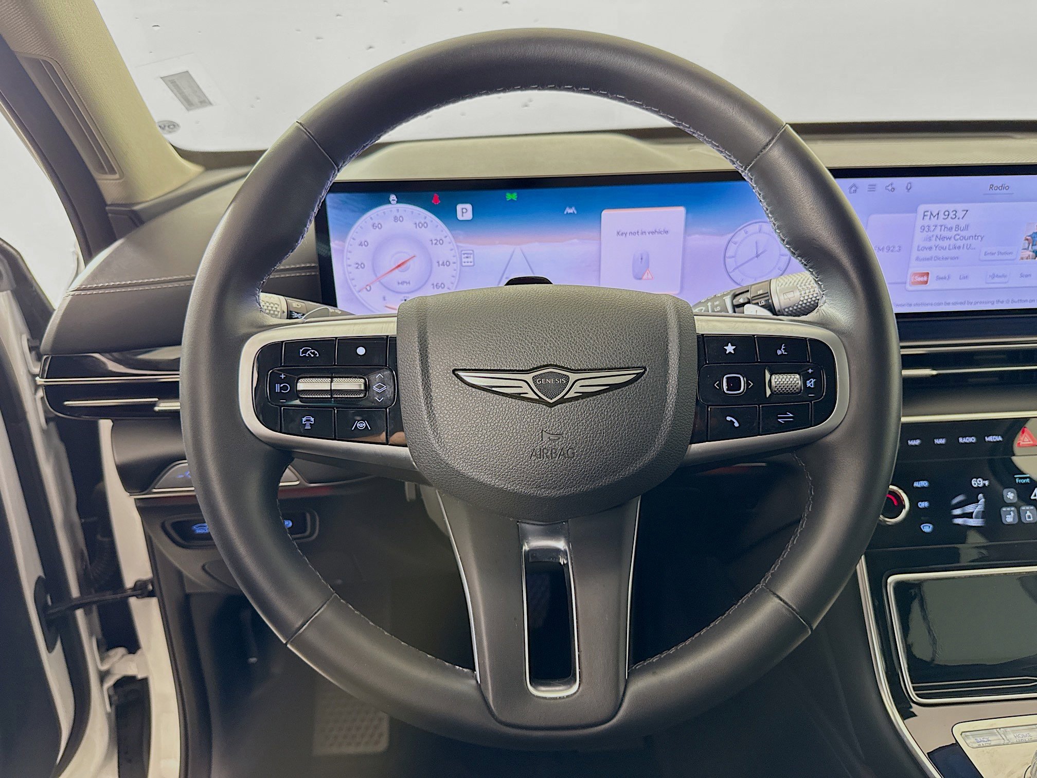 Used 2025 Genesis GV80 2.5T Standard AWD/4WD image 12