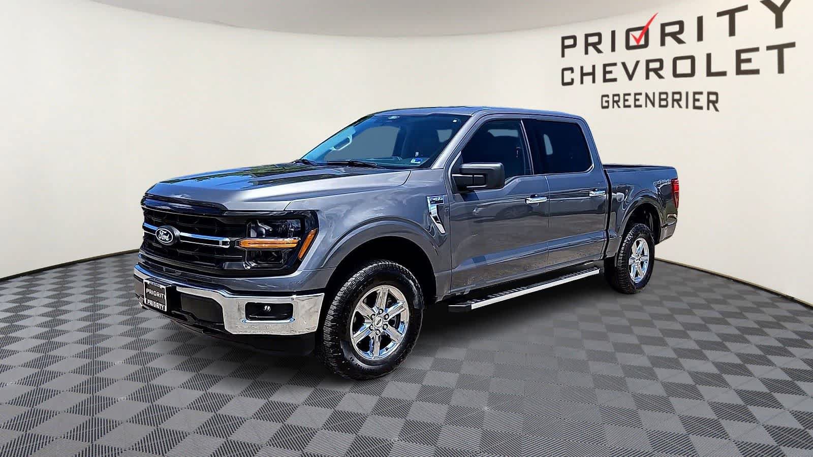 Used 2025 Ford F150 XLT w/ Equipment Group 301A Standard AWD/4WD image 4