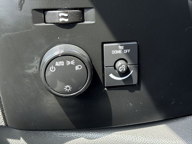 Used 2009 Chevrolet Silverado 1500 W/T AWD/4WD image 14