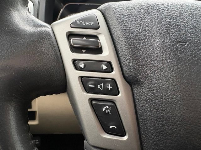 Used 2017 Nissan Titan SV RWD image 23