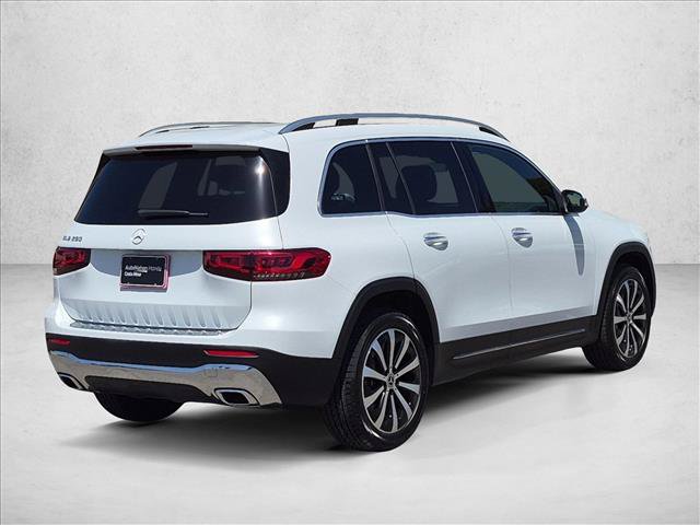 Used 2022 Mercedes-Benz GLB 250 image 5