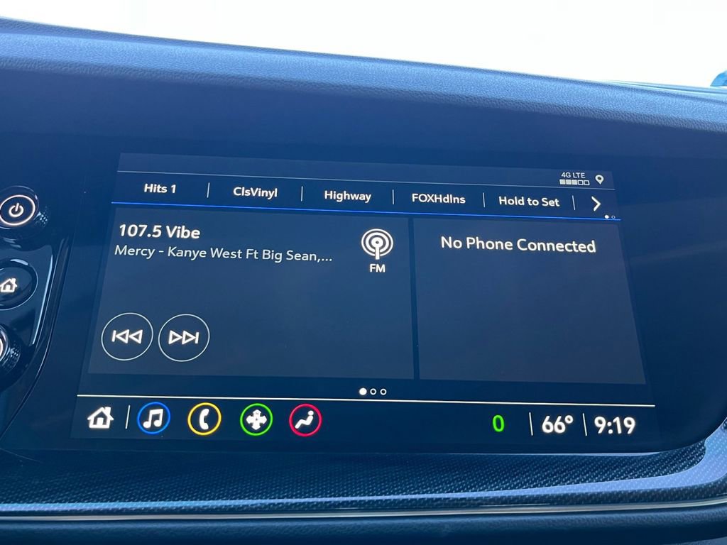 Used 2023 Buick Envision Essence w/ Sport Touring Package image 8