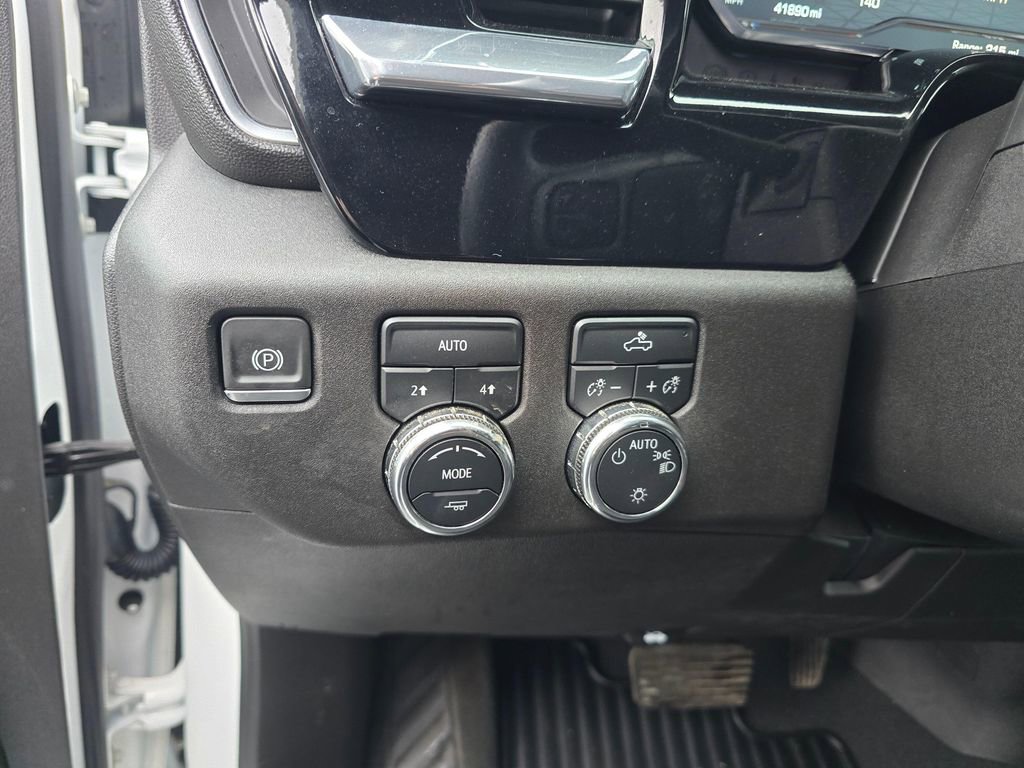 Used 2023 GMC Sierra 1500 SLE w/ Enhanced Capability Package AWD/4WD image 21