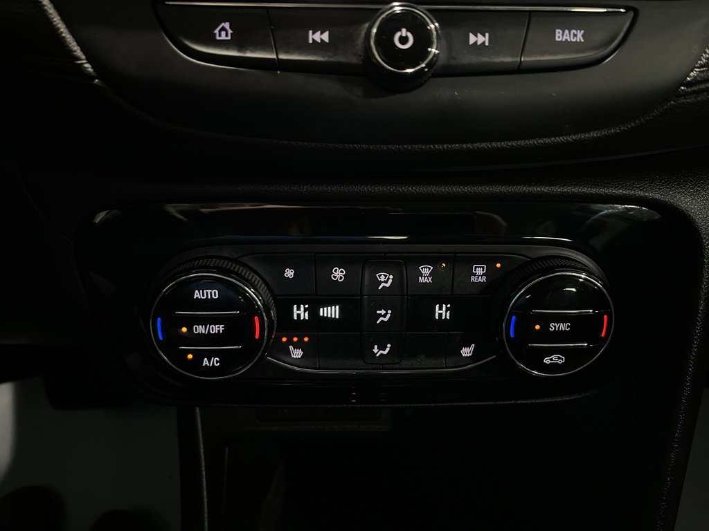 Used 2021 Buick Encore GX Essence w/ Sport Touring Package image 16