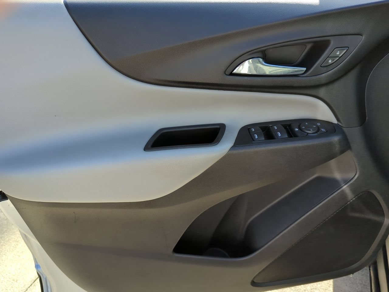 Certified 2020 Chevrolet Equinox LS w/ LS Convenience Package FWD image 19