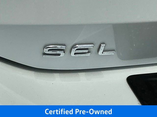Used 2025 Volkswagen Tiguan SEL R-Line AWD/4WD image 9