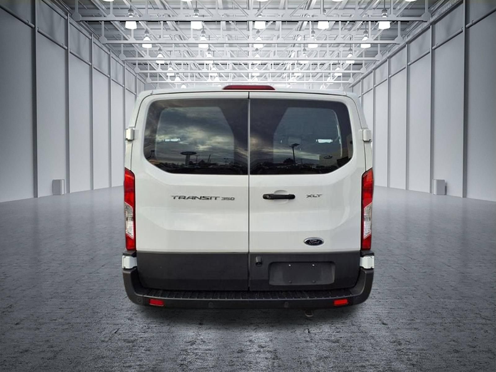 Used 2023 Ford Transit 350 XLT RWD image 12