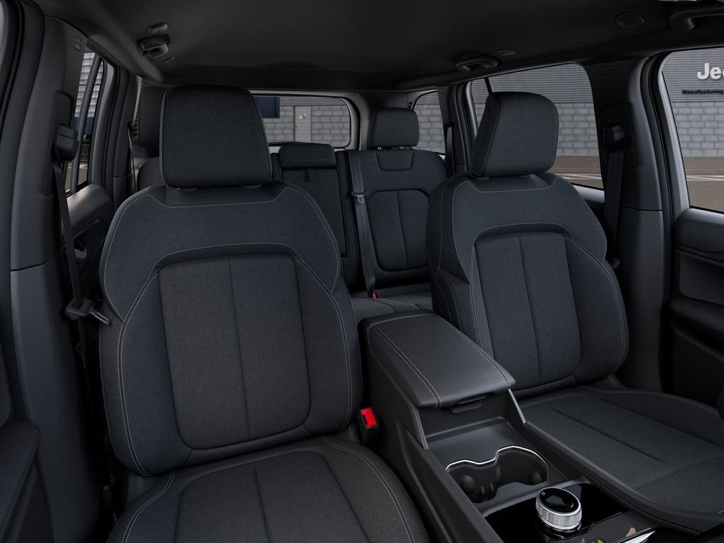 New 2026 Jeep Grand Cherokee Laredo X RWD image 21