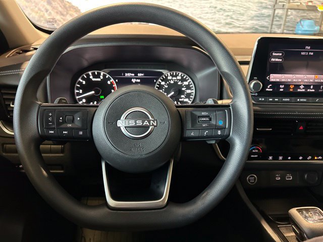 Used 2022 Nissan Rogue SV FWD image 61