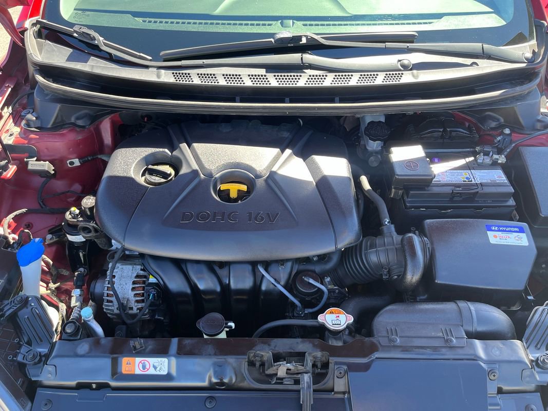 Used 2013 Hyundai Elantra Limited w/ Technology Pkg image 25