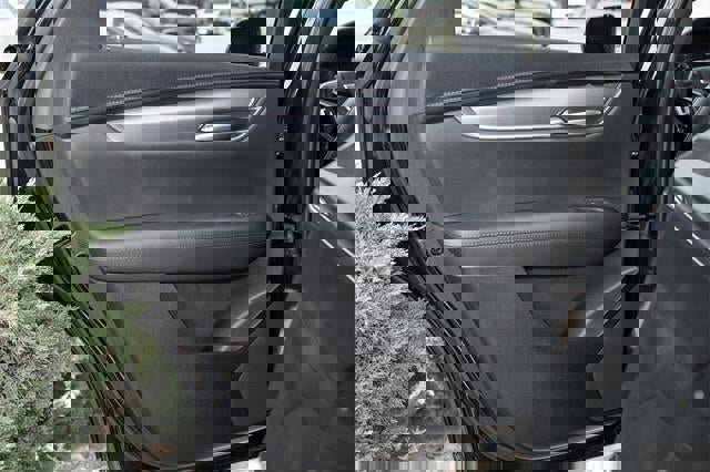 Used 2024 Cadillac XT5 Luxury image 38