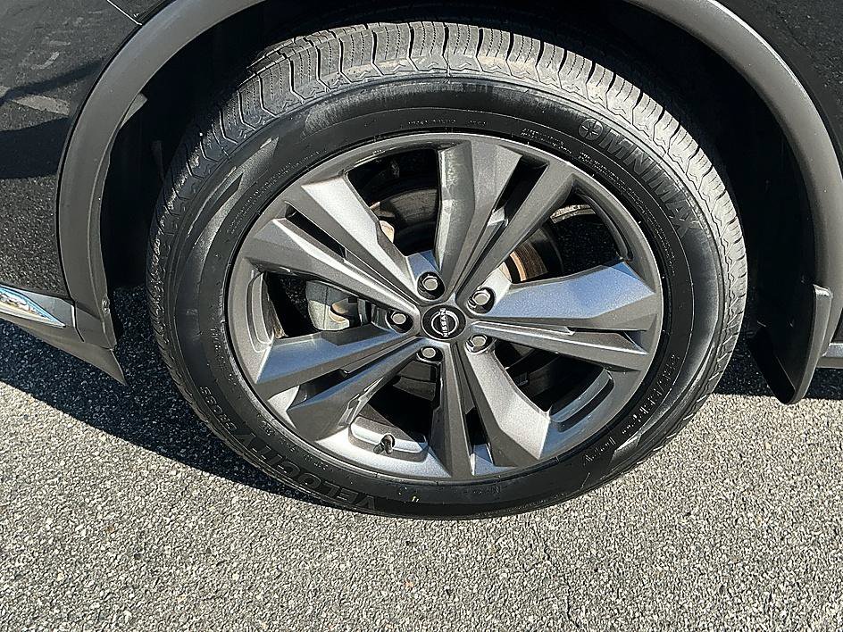 Certified 2023 Nissan Murano Platinum w/ Cargo Package FWD image 10