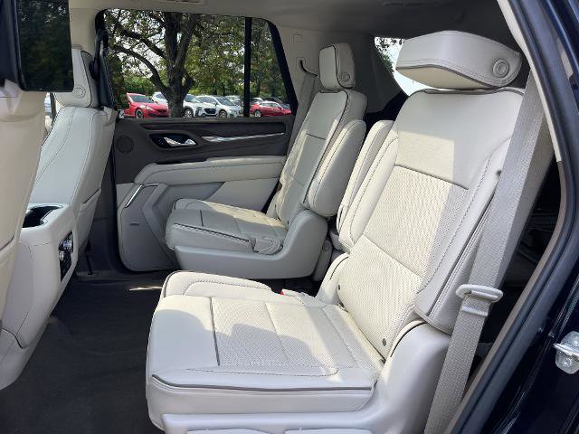 Used 2021 GMC Yukon Denali w/ Denali Premium Package image 23