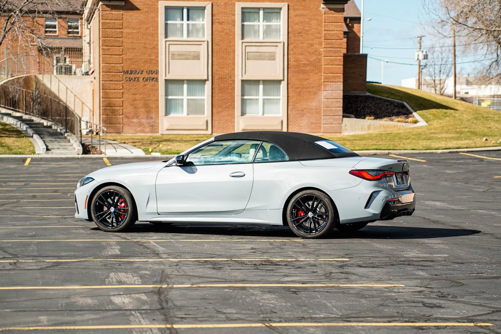 Used 2023 BMW 440i xDrive Convertible w/ Premium Package image 13