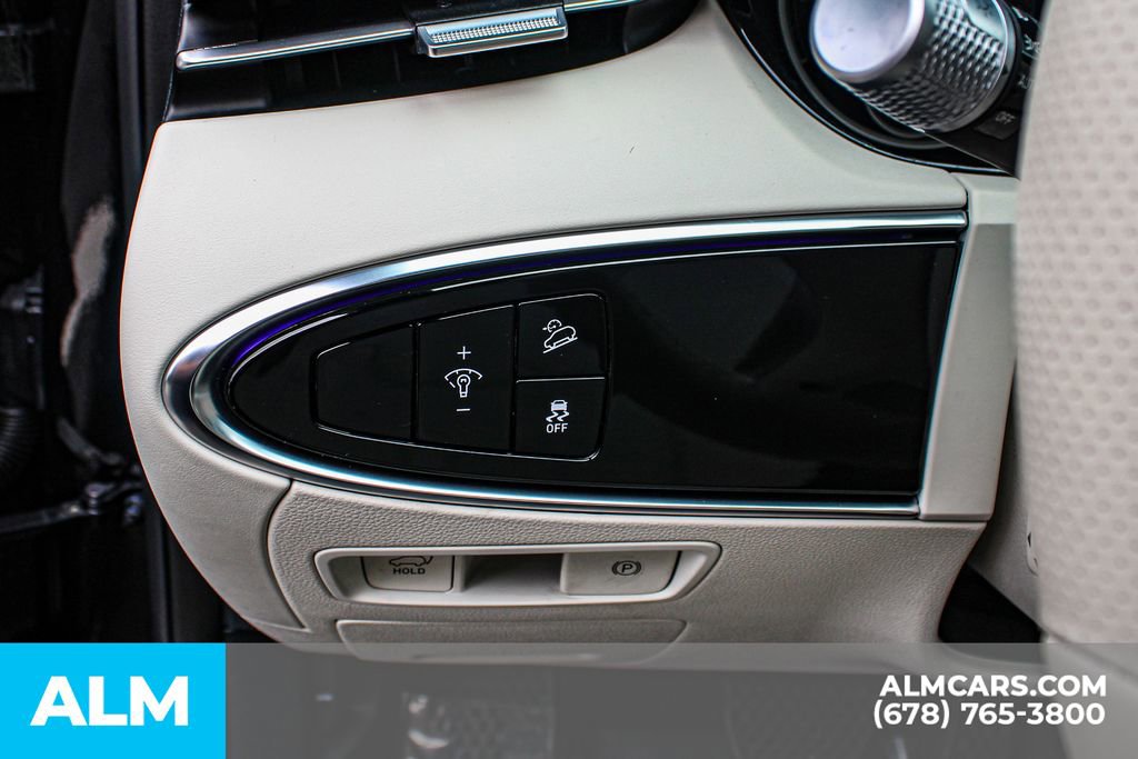 Used 2024 Genesis Electrified GV70 Advanced image 33