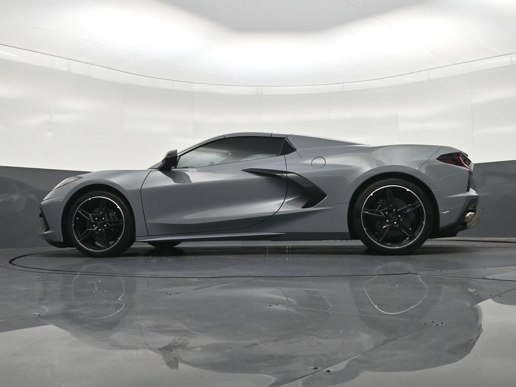Used 2024 Chevrolet Corvette Stingray Convertible w/ 1LT RWD image 23