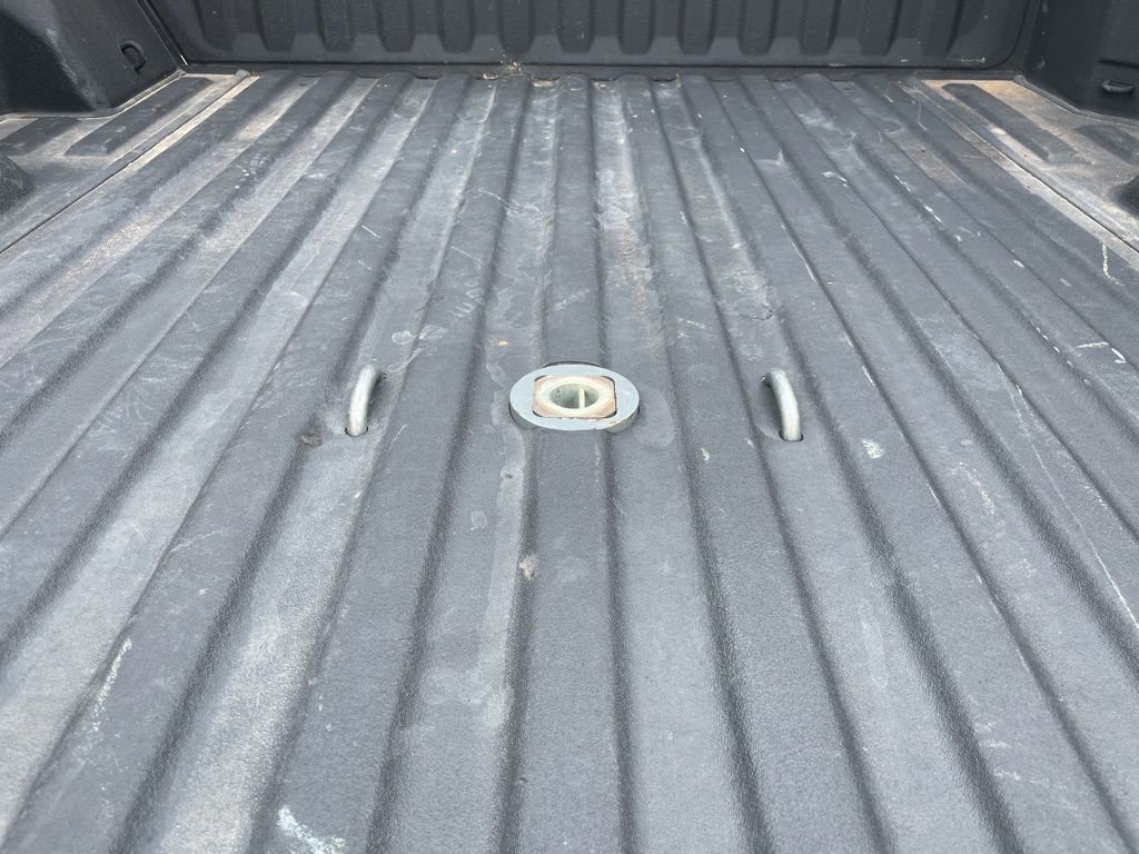 Used 2022 GMC Sierra 2500 AT4 image 8