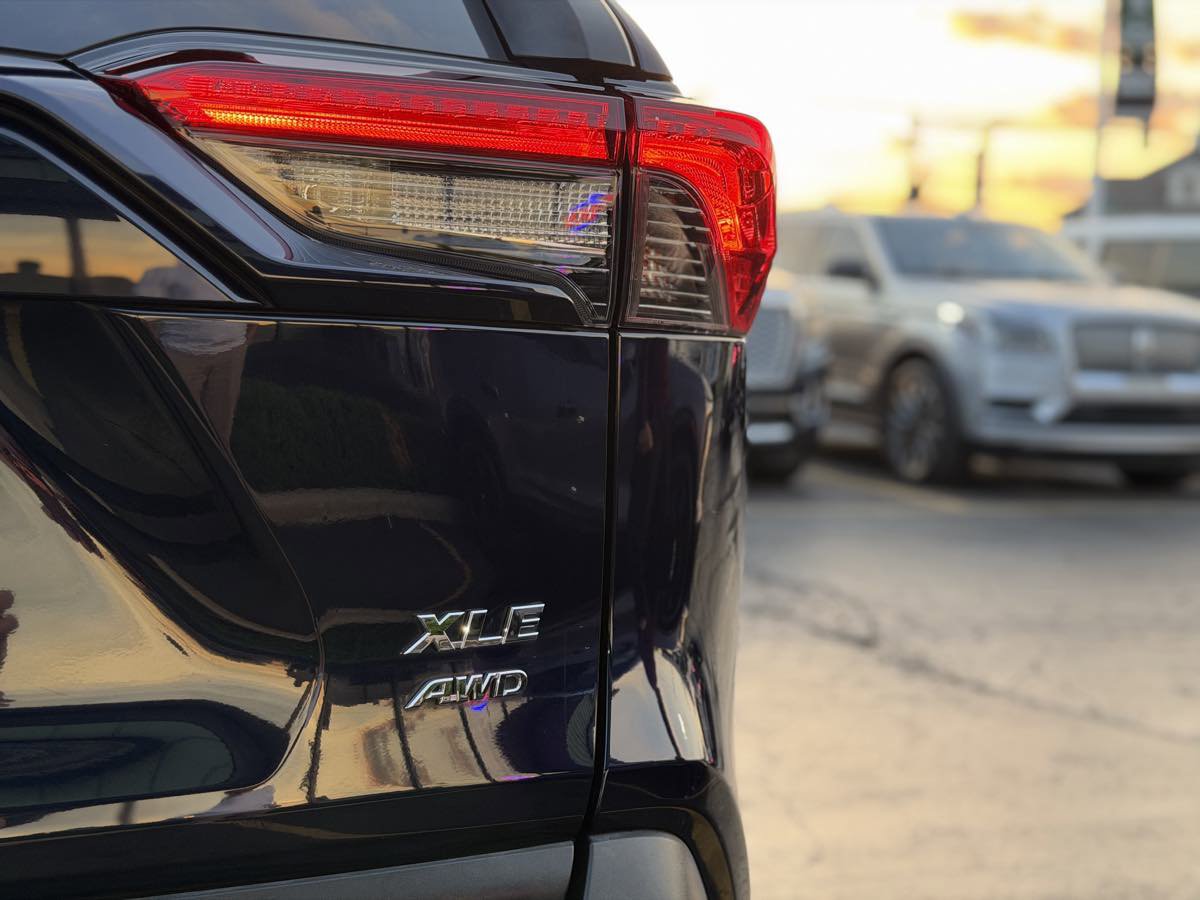 Used 2019 Toyota RAV4 XLE w/ All Weather Liner Package AWD/4WD image 12